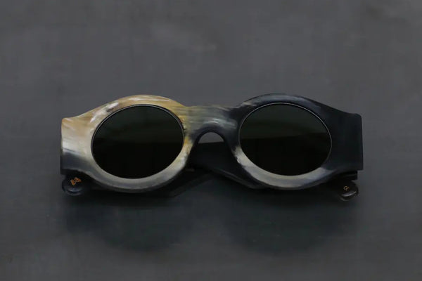 Rigards x UMA WANG joint RG00UW16 series horn wire cutting handmade glasses RG-RG00UW16-HBKSLP black and white frame dark green lens